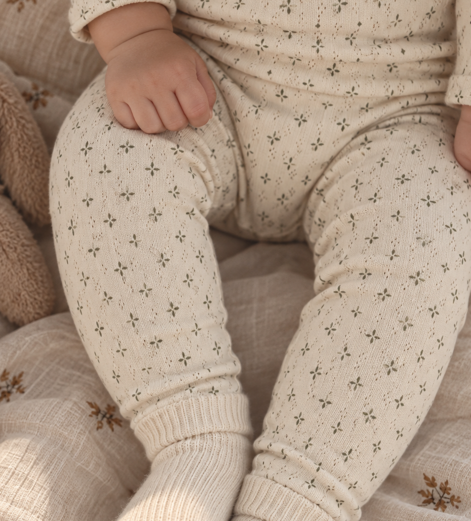 Pointelle body - little petals leggings